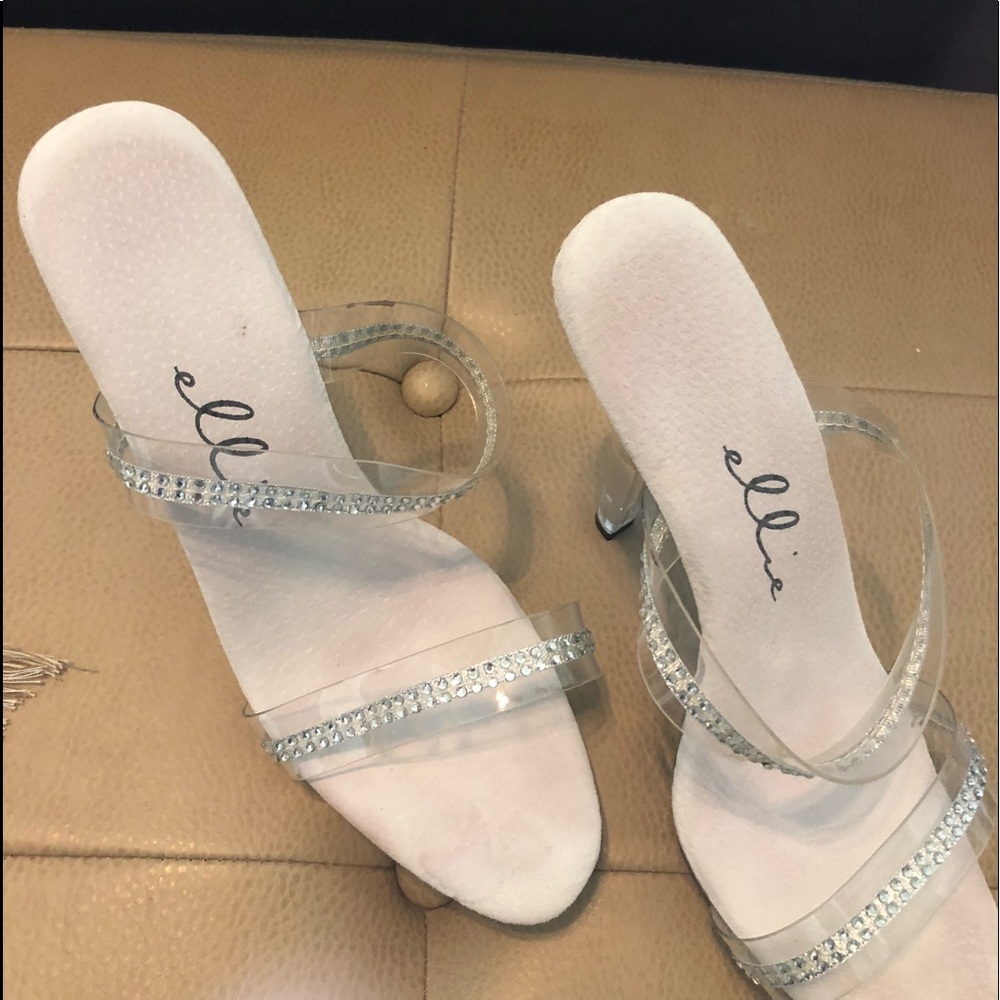 Posing shoes